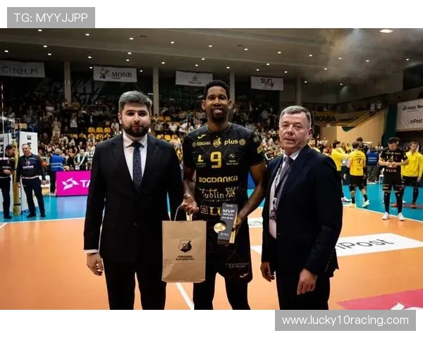 莱昂27分率卢布林男排夺超级杯,波兰排球赛季启幕