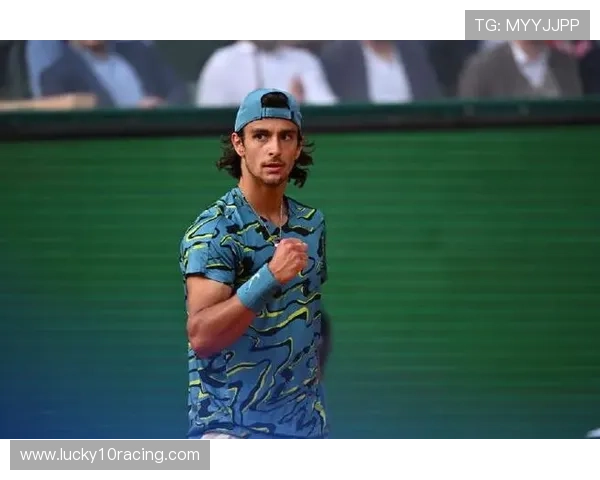 黄泽林对阵穆塞蒂复仇战，香港主场争取四强席位